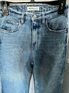 Emily Women's Straight Leg Jeans in Light Blue